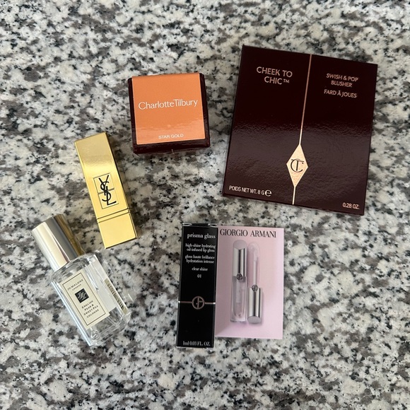 Random Goodies - Picture 3 of 8